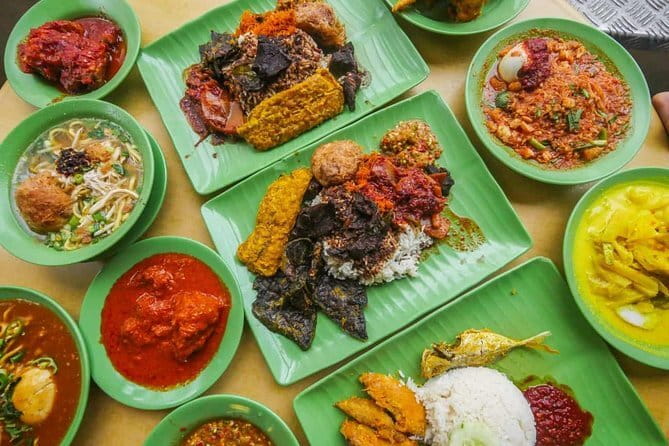 1 Day Batam City Tour with Ferry Ticket, Lunch and Massage - Tua Pek Kong Temple: Oldest Chinese Temple Energy Plus Onde Onde
