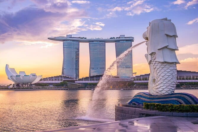 Batam Day Tour from Singapore with Ferry Ticket, Massage & Lunch - MJA tower at Jabal Arafah Mosque: border views and city scale