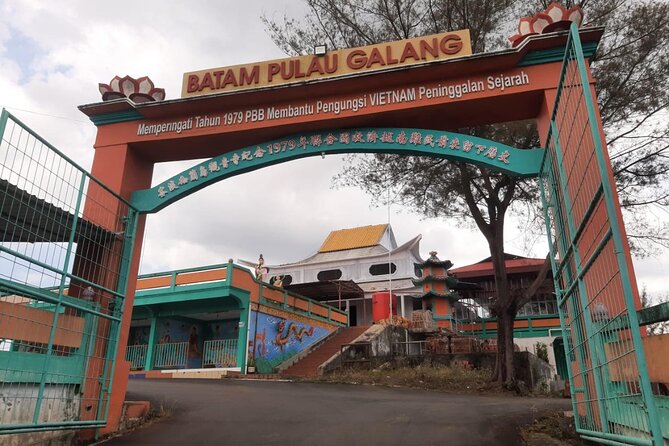 Batam Heritage Tour with Singapore Ferry Ticket, Lunch & Massage - Sekupang arrival and first impressions in Batam