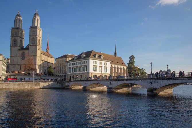 Best of Zurich Tour with Felsenegg Cable Car and Ferry Ride - Altstadt on Foot: St. Peter Clock and Fraumünster Stained Glass by Chagall