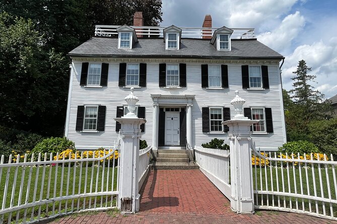 Boston Day Tour by Ferry: Salem Witch Trials Past to Present - Ferry first: why this Boston-to-Salem format feels smarter