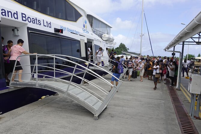 Cat Cocos: Praslin Island to Mahe Island Fast Ferry - What the ferry ride feels like on the water