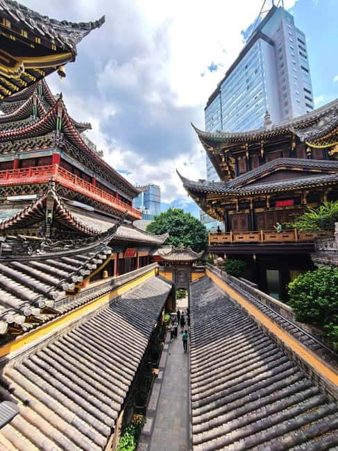 Chongqing: Trendy Spots, Cableway & Ferry Private Tour - Hotel pickup and Yuzhong navigation with fewer headaches