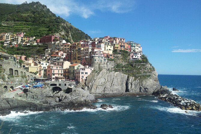 Cinque Terre Private Tour by Minivan and Ferry-Boat from Pisa - What makes the tour feel genuinely private (and not just a smaller group)