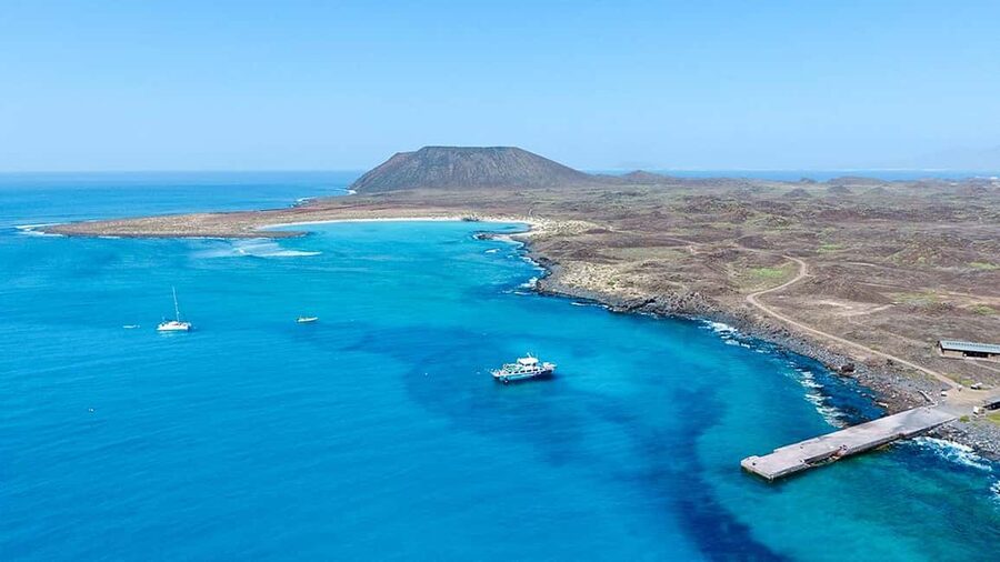 Corralejo: Snorkeling on Lobos Island & Return Ferry Ticket - Ferry to Lobos and Snorkel: What This Day Trip Feels Like