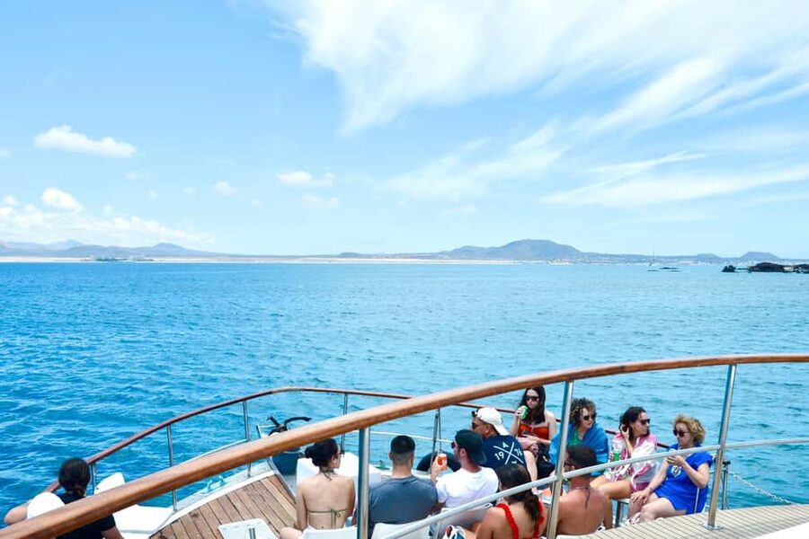 Corralejo: Snorkeling on Lobos Island & Return Ferry Ticket - The Crossing and the Island Break That Gives You Freedom