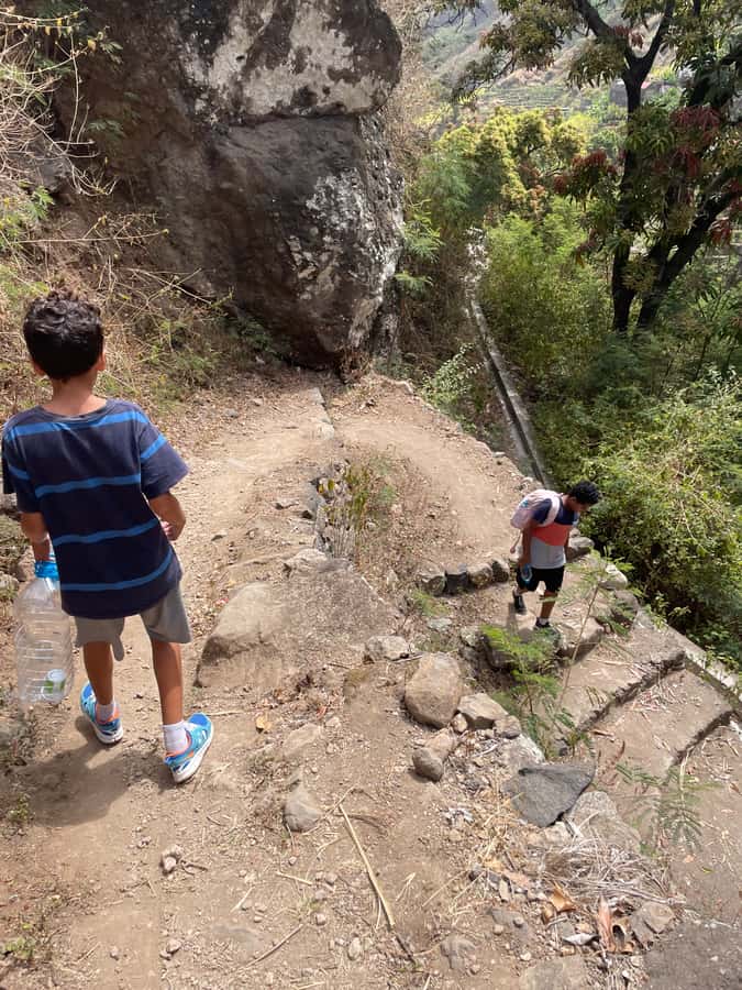 Cova–Paúl Valley Trek: Santo Antão Day Trip by Ferry - Cabo de Ribeira lunch break: fuel up in a local restaurant (and know the payment options)
