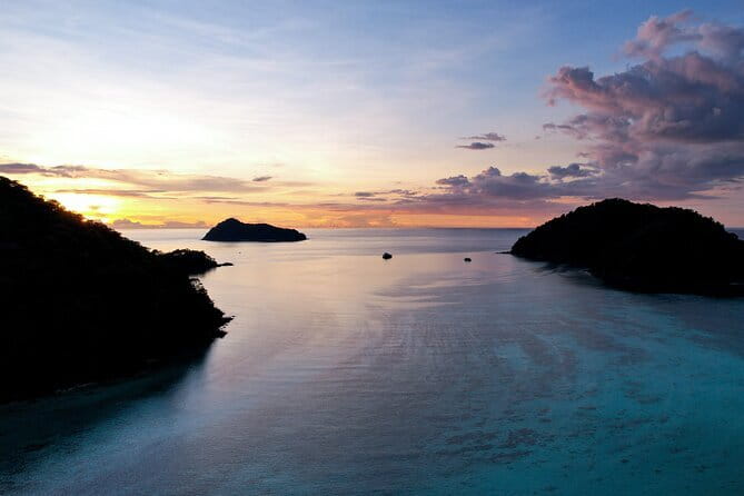 Explore Phi Phi Islands by Ferry – Snorkeling & Lunch Included - Ko Phi Phi Don and lunch: the part you’ll actually eat for