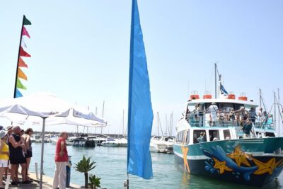 Ferry Benalmádena <> Fuengirola - Getting comfortable on the Starfish ferry (and using that Wi‑Fi)
