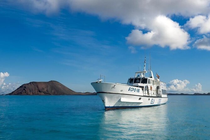 Ferry to Isla de Lobos: round-trip tickets from Corralejo - Getting the government permission before you go