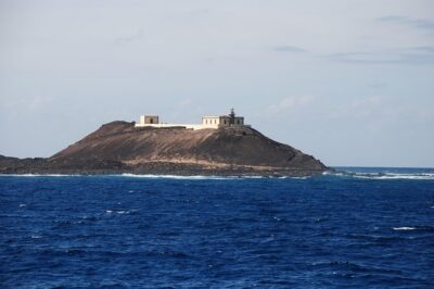 Ferry to Isla de Lobos: round-trip tickets from Corralejo - Port logistics: where to meet and how timing works