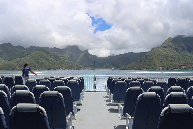 Ferry Transfer between Papeete, Tahiti and Moorea - Papeete to Moorea by ferry: why this 45-minute hop works