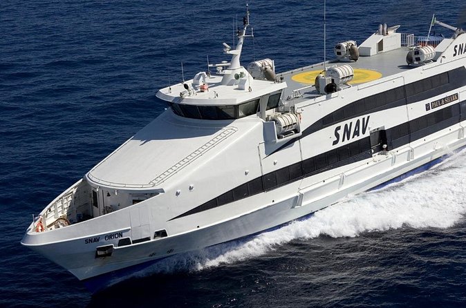 Ferry Transfers Between Naples and Capri - How to make your boarding smooth (especially with a group)