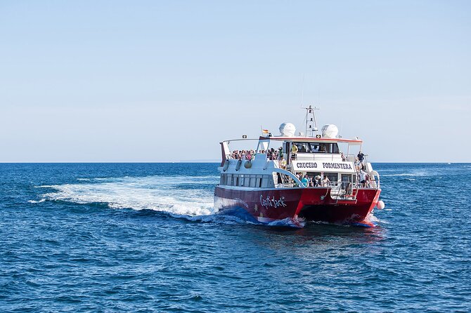 Formentera Roundtrip Ferry - Onboard Comfort: Restroom, Bar Service, and What That Means