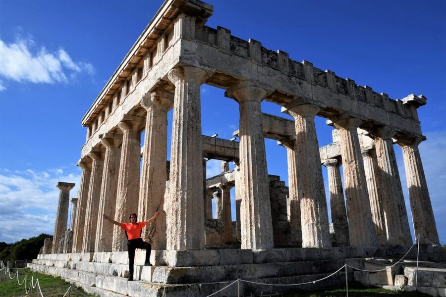 From Athens: Aegina Island E-Bike Tour with Ferry Tickets - Neoclassical Aegina town: coffee breaks, ice cream, and lunch