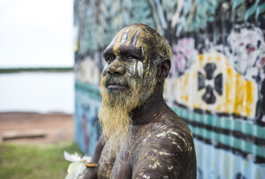 From Darwin: Tiwi By Design Tour by Ferry - Day schedule: from Cullen Bay check-in to a Tiwi memento by 5:45