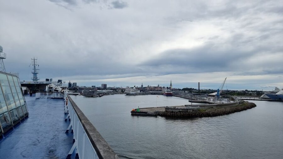 From Helsinki: Guided Day Trip to Tallinn by Ferry & VIP Car - Getting oriented in the Tallinn arrival hall