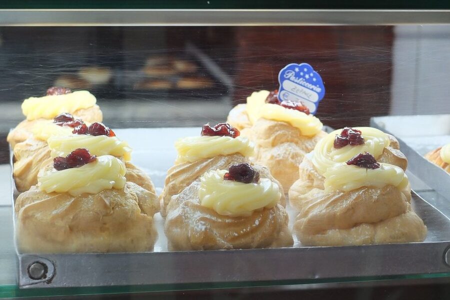 From Rome: Positano & Amalfi Coast Day Trip by Train & Ferry - Morning meet-up at Caffè Trombetta: your day starts fast