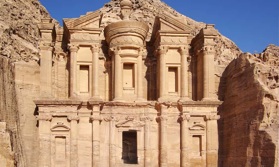 From Sharm El Sheikh: Day Tour to Petra by Ferry - Petra’s Siq to Al Khazneh: where the tour earns its keep