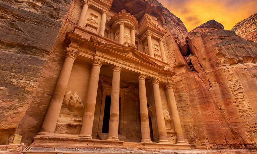 From Sharm El Sheikh: Day Tour to Petra by Ferry - Lunch in Petra: good enough, but plan around food needs