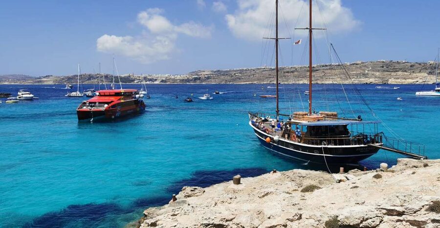 From Sliema or Bugibba: Two Islands Ferry to Comino and Gozo - How the hop-on hop-off ferry fits your day plan
