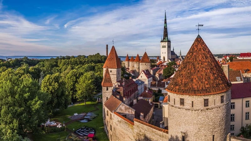 From Tallinn: Return Day Trip Ferry Transfer to Helsinki - Onboard Tallink MyStar or Megastar: Comfortable, Busy, and Useful