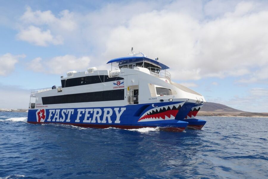 Fuerteventura: Round-Trip or 1-Way Ferry Ticket to Lanzarote - My Booking Call: Should You Book This Ferry?