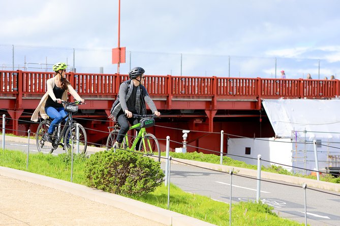 Golden Gate Bridge Bike Rentals with Optional Ferry Return - Timing the day: hours, ride length, and realistic pacing