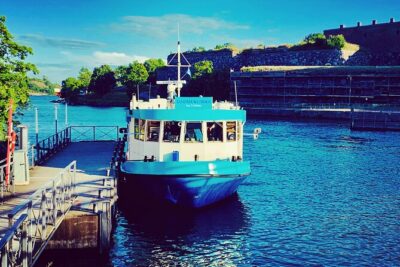 Half-Day Helsinki and Suomenlinna Walking and Ferry Guided Tour - Kiasma and Oodi: Modern Helsinki, Not Just Old Stones
