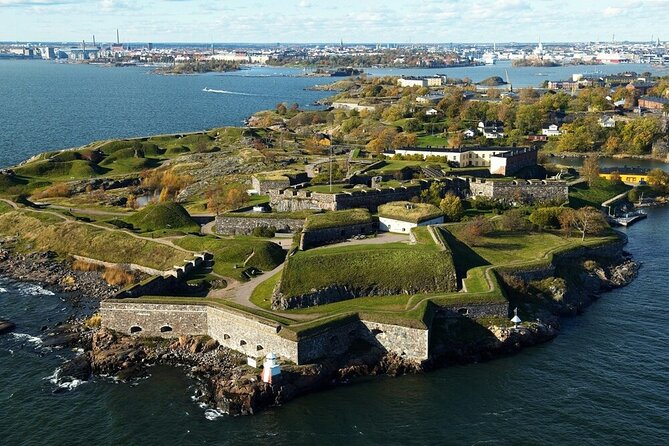 Helsinki & Suomenlinna: City Highlights Tour with Ferry Ride - Quick Overview: How This Helsinki + Suomenlinna Day Flows