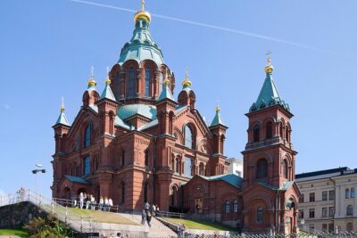 Helsinki & Suomenlinna: City Highlights Tour with Ferry Ride - Sibelius Monument and Helsinki’s Public-Pulse Stops