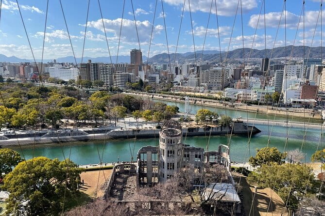 Hiroshima and Miyajima Day Trip with Itsukushima Shrine & Ferry - Group size, bilingual guiding, and what to expect from the sound