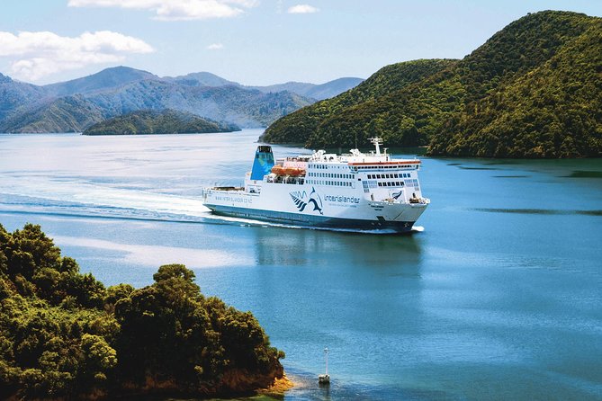 InterIslander Ferry - Wellington to Picton - Your best seats: viewing decks, wind, and what to do during the crossing