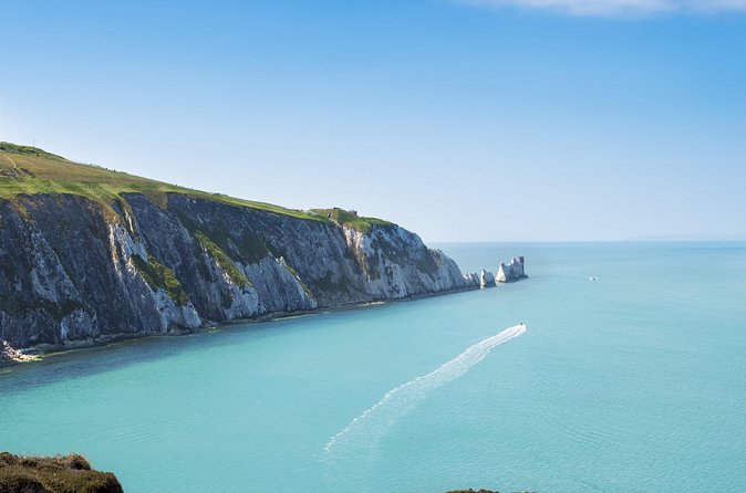 Isle of Wight - Day Tour from Portsmouth including Ferry Crossing - Alum Bay and The Needles: How to Plan Your Time on the South Coast