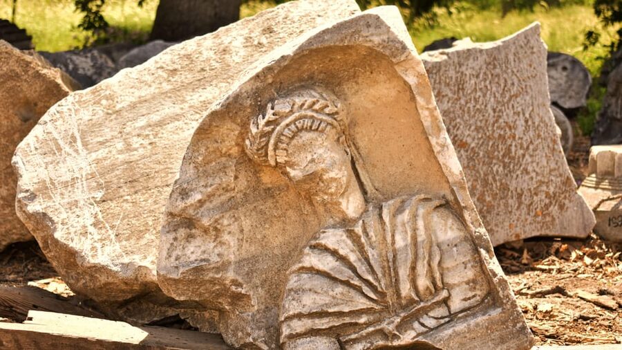 Istanbul: Troy Guided Bus Tour with Ferry Tickets & Lunch - Key things I’d circle before you go