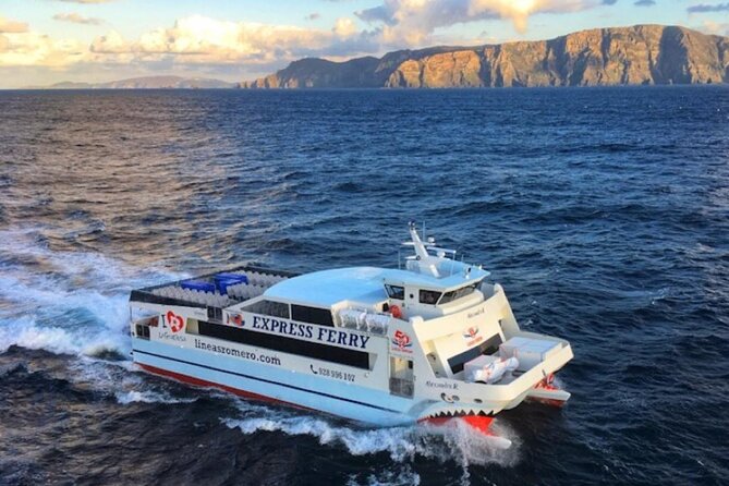 La Graciosa at your leisure (bus transfer and return ferry ticket) - Getting to Orzola: what the morning timing really means