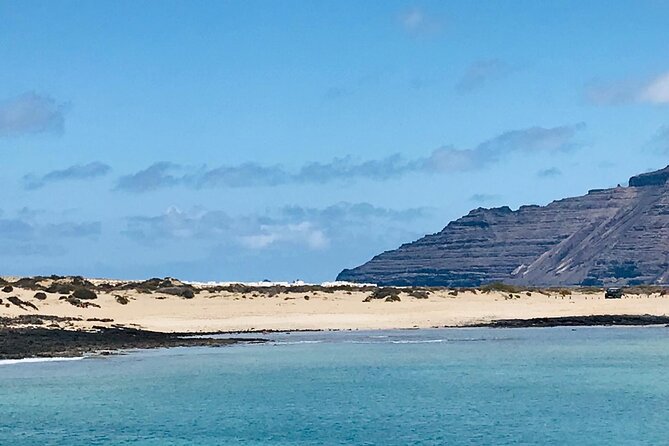 La Graciosa at your leisure (bus transfer and return ferry ticket) - Price and value: is $46.44 a smart deal?