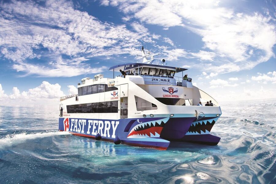 Lanzarote: Return or 1-Way Ferry to Fuerteventura with Wifi - Onboard comfort and free Wi‑Fi that actually helps