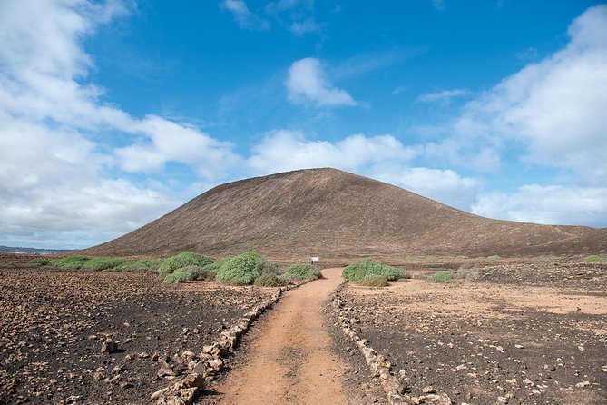 Lobos Island Ferry with Snorkel from Corralejo, Fuerteventura - Exploring at your own pace: La Caldera, La Concha, El Puertito, and the interior