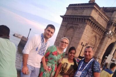 Mumbai City Tour with Ferry Ride and Dharavi Slum - Getting around Mumbai: private vehicle, real traffic, and smart pacing