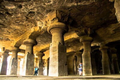 Mumbai: Elephanta Caves Tour with Ferry - The guide experience: stories you can carry beyond the caves