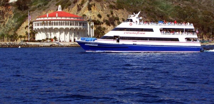 Newport Beach: Ferry Ticket to/from Catalina Island - Boarding on Catalina Flyer: quick flow and real seating options