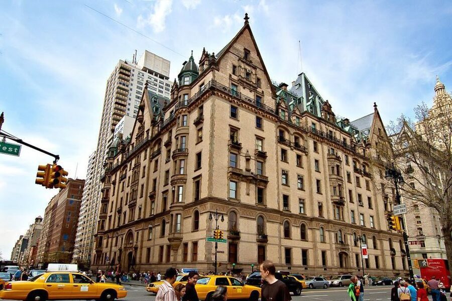 NYC: Guided Bus and Walking Tour with Staten Island Ferry - Key highlights at a glance