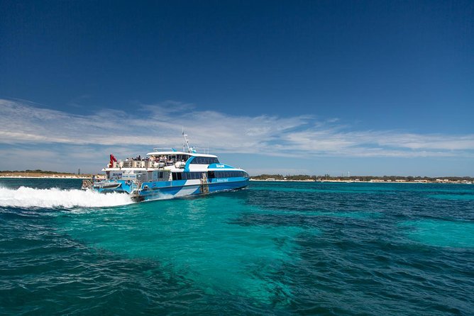 Perth to Rottnest Island Roundtrip Ferry Ticket - Morning cruise on the Swan River: the view you paid for