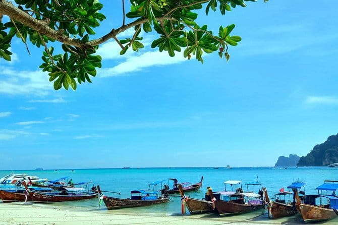 Phi Phi Islands Adventure: Ferry, Snorkeling & Island Lunch - Lunch on Phi Phi Don: buffet value with beachfront timing