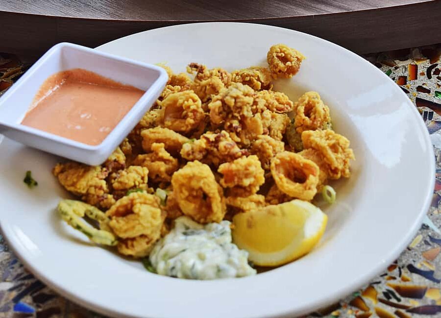 Pickle Pub Crawl: Ferry Rides and Appetizers - The four-stop crawl: beer, cocktails, wine, and snacky timing
