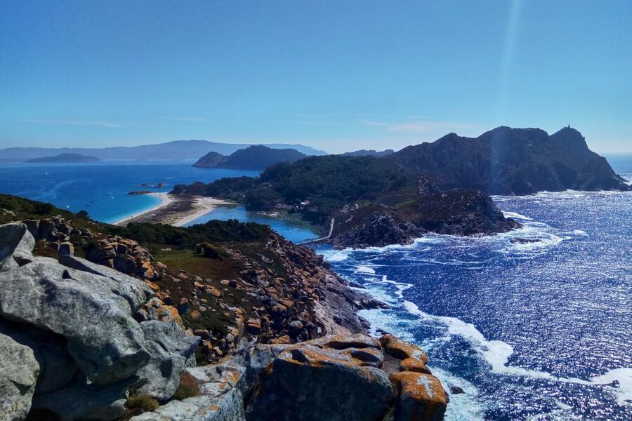 Portonovo: Ferry to Cies Islands & Rodas Beach - Rodas Beach drop-off: your easy landing spot for food and linger time