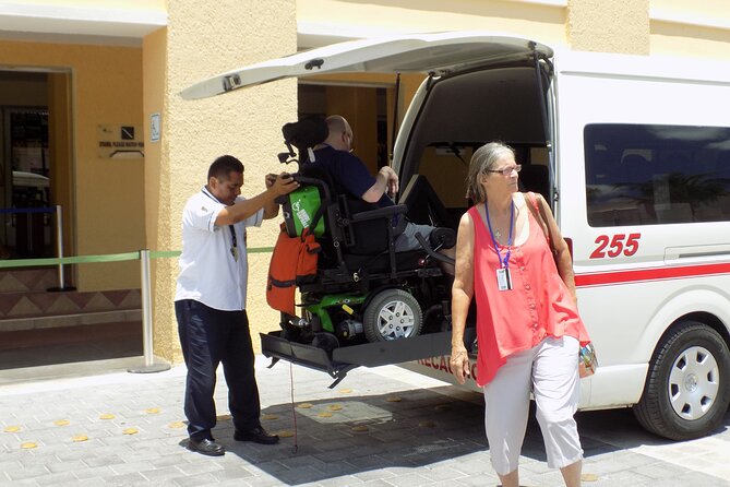 Private Transfer between Cozumel Airport or Ferry, and Hotels - What the Transfer Actually Looks Like (From Airport or Ferry)