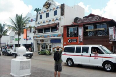Private Transfer between Cozumel Airport or Ferry, and Hotels - Vehicles on Cozumel Roads: Sedan vs Van, and What It Means