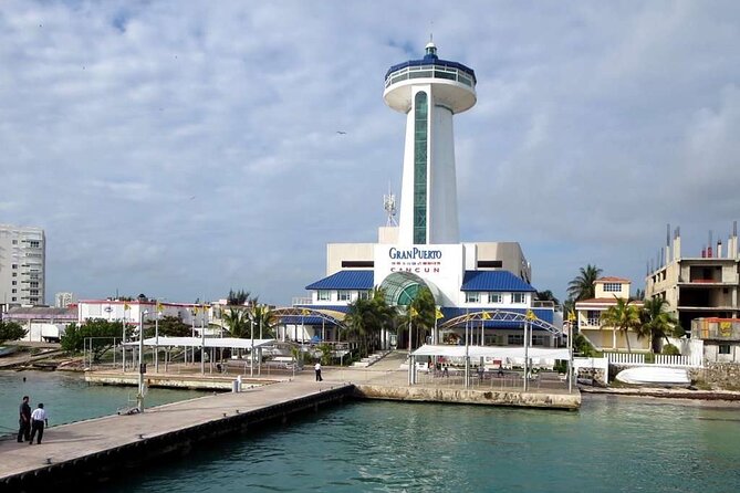 Round Ferry Transfer from Tortugas to Isla Mujeres - The ferry ride to Isla Mujeres: comfort, views, and onboard entertainment